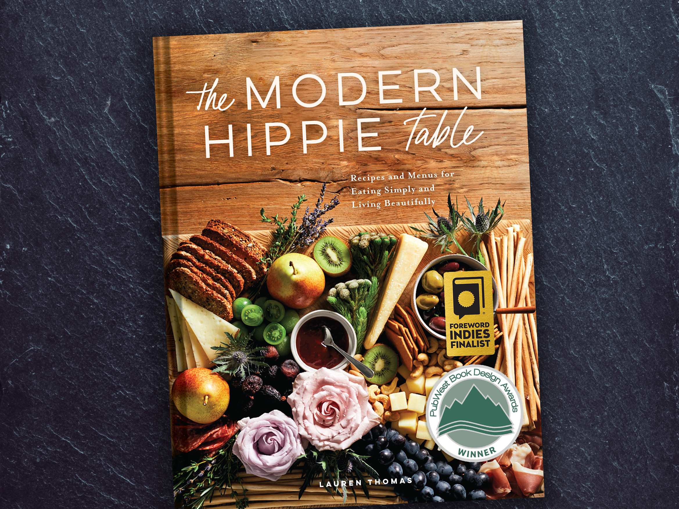 Falling for Midweek Gatherings: A Cozy Cocktail & Charcuterie Pairing